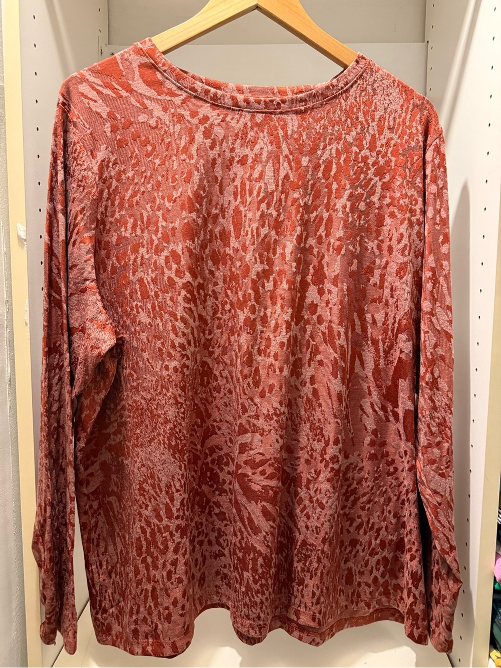 Simply Vera Vera Wang Rust Animal-Print Long Sleeve Top